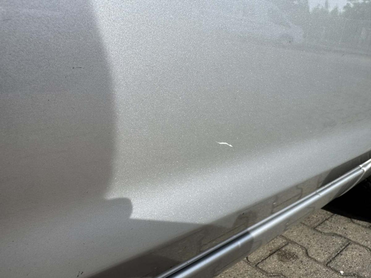 Ford Focus 2 original T&uuml;r vorn rechts Polar Silber 5-T&uuml;rer Rohbau Bj.2005